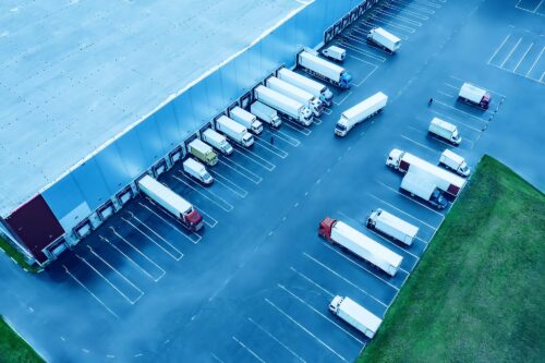 O Gargalo da Expedição: Por que sua produção é rápida, mas sua entrega atrasa?