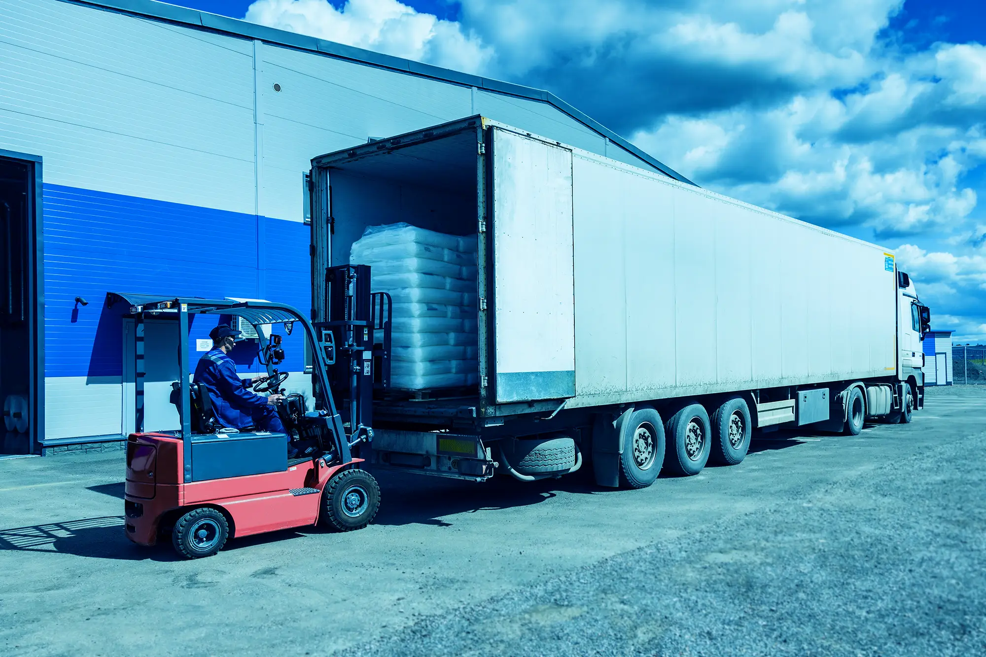 O problema que a sua indústria deixa entrar pela porta da frente